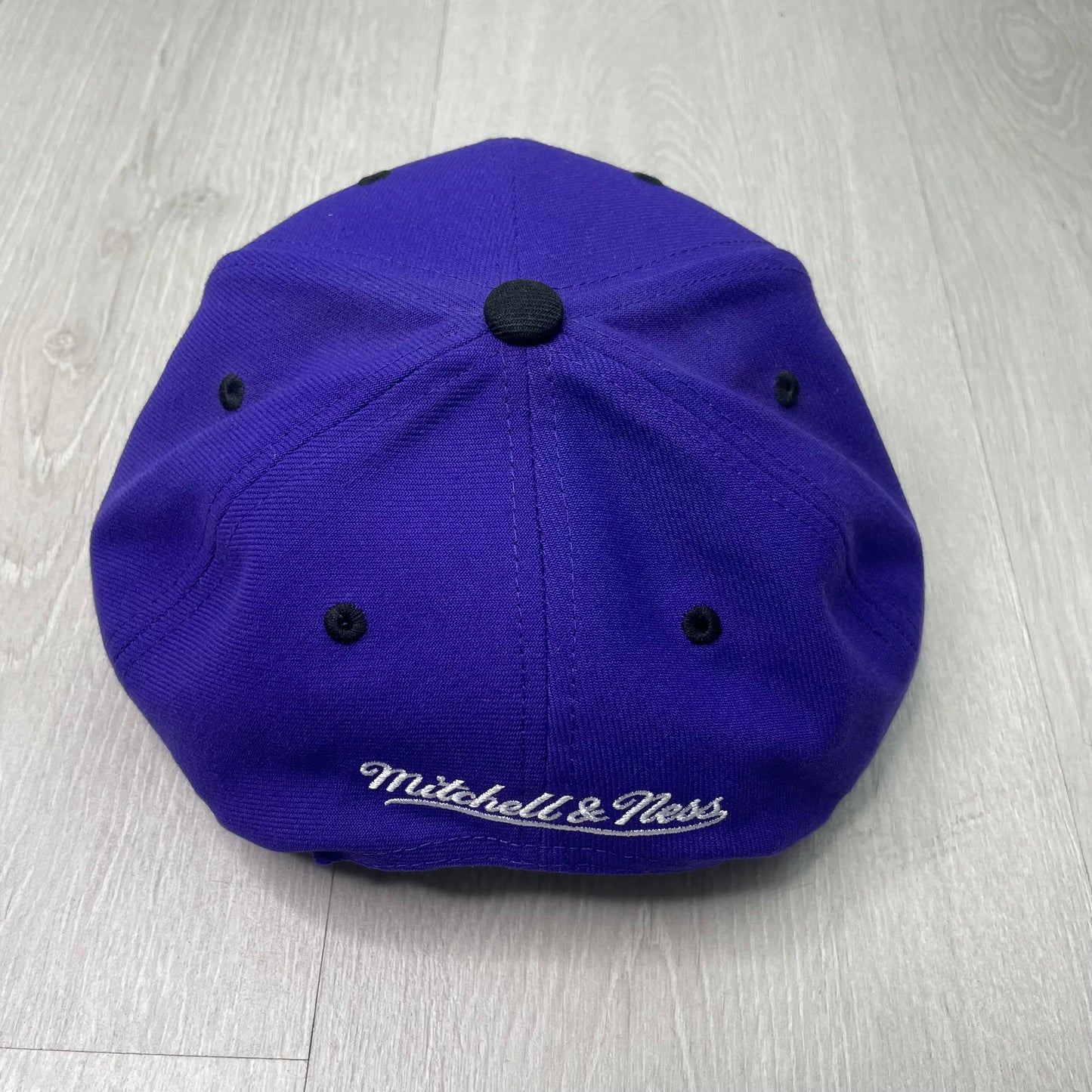 GORRA M&N LAKERS