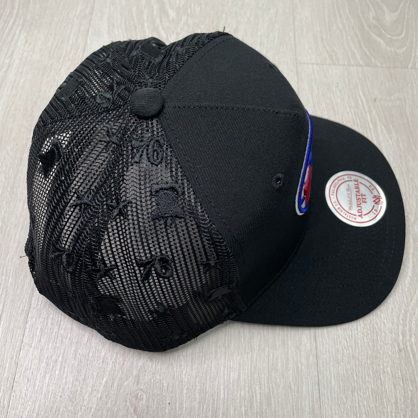 GORRA M&N 76ERS