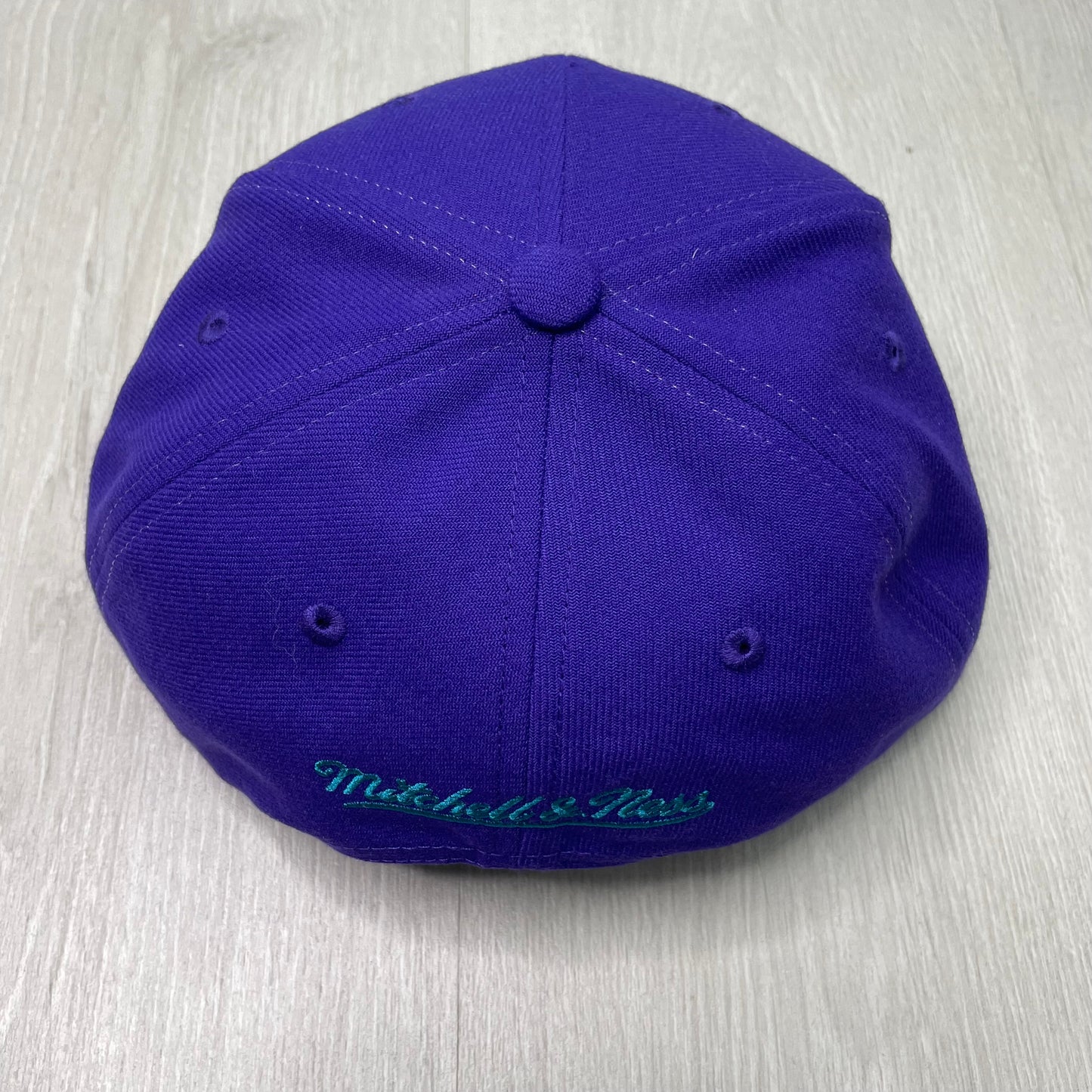 GORRA M&N CHARLOTTE HORNETS