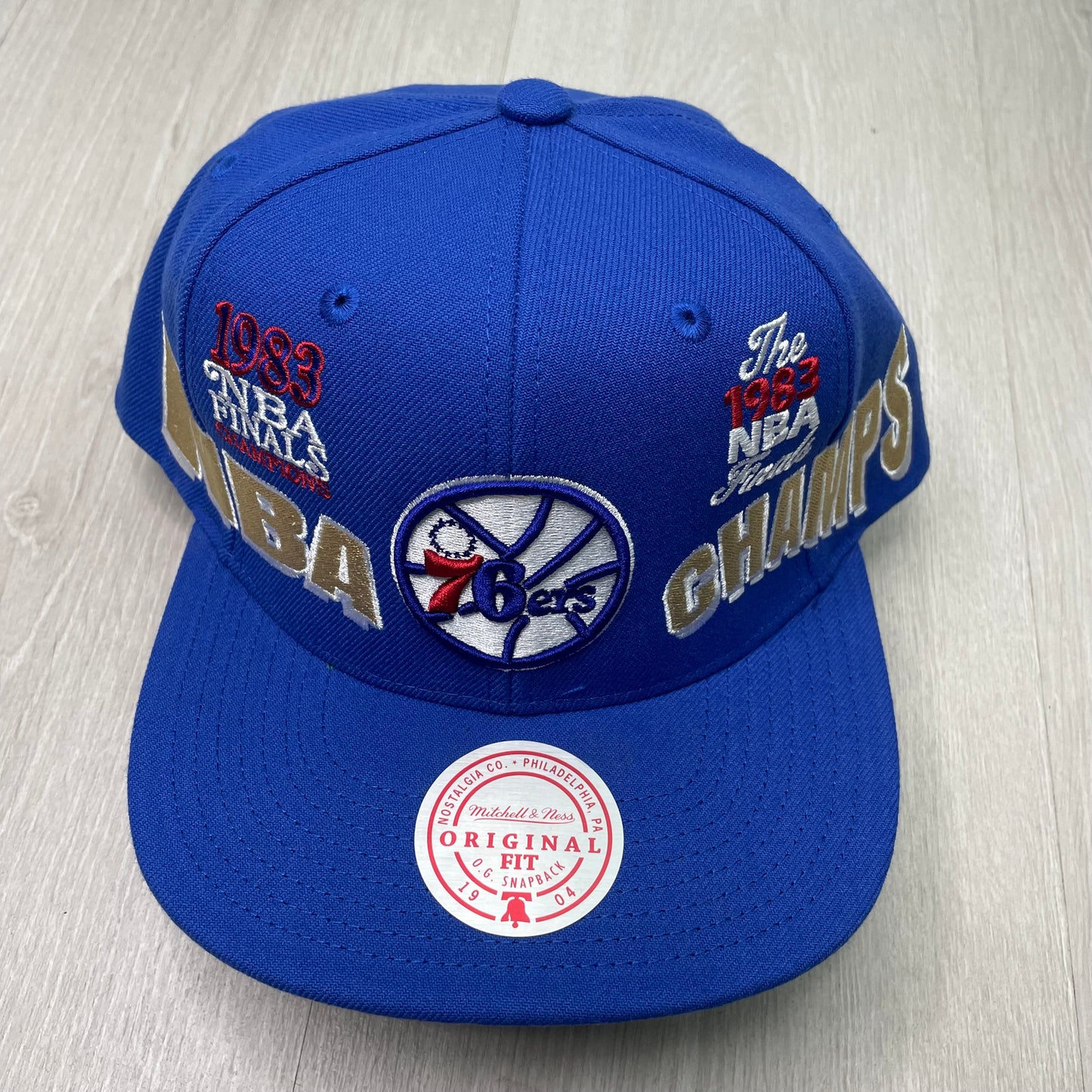 GORRA M&N 76ERS