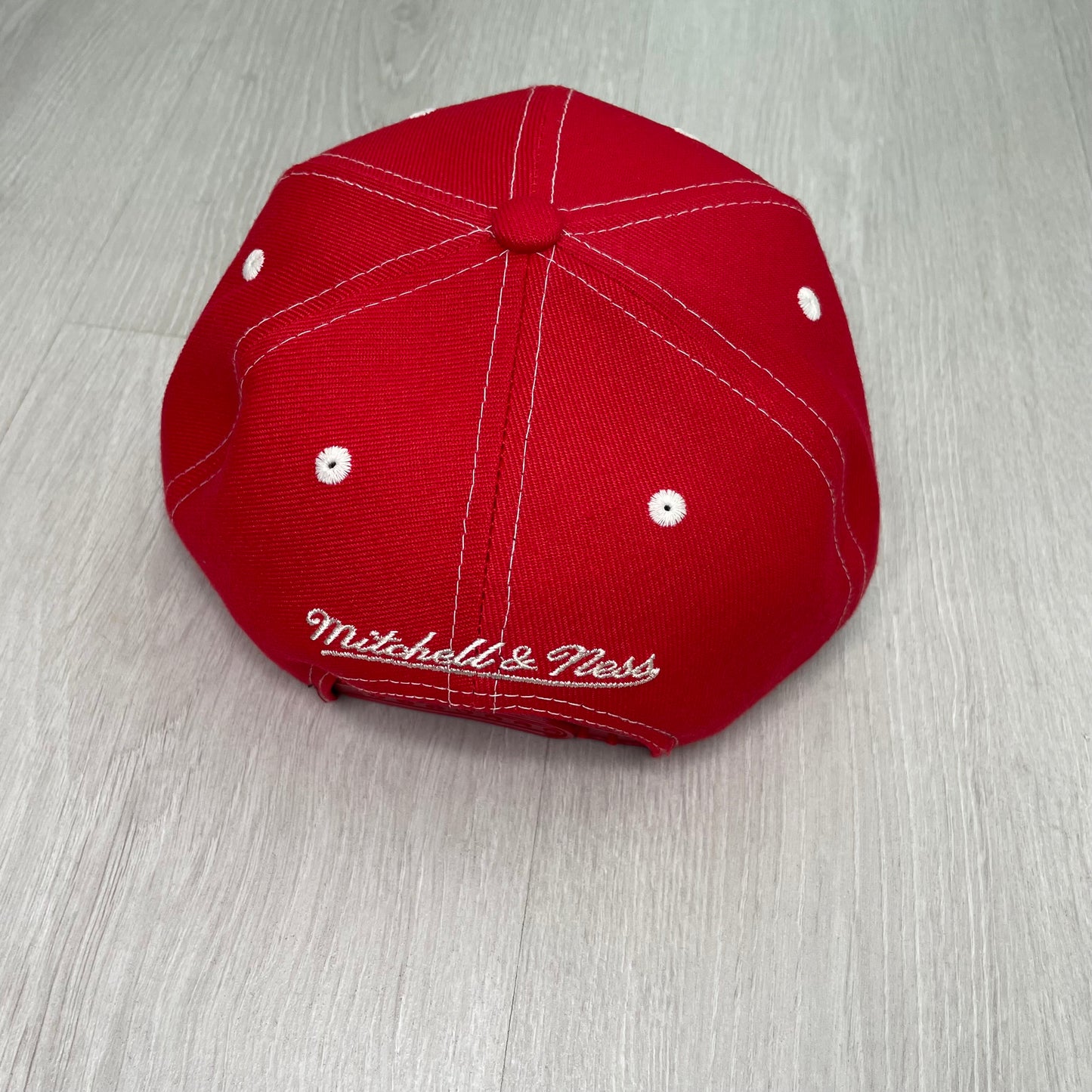 GORRA M&N 76ERS