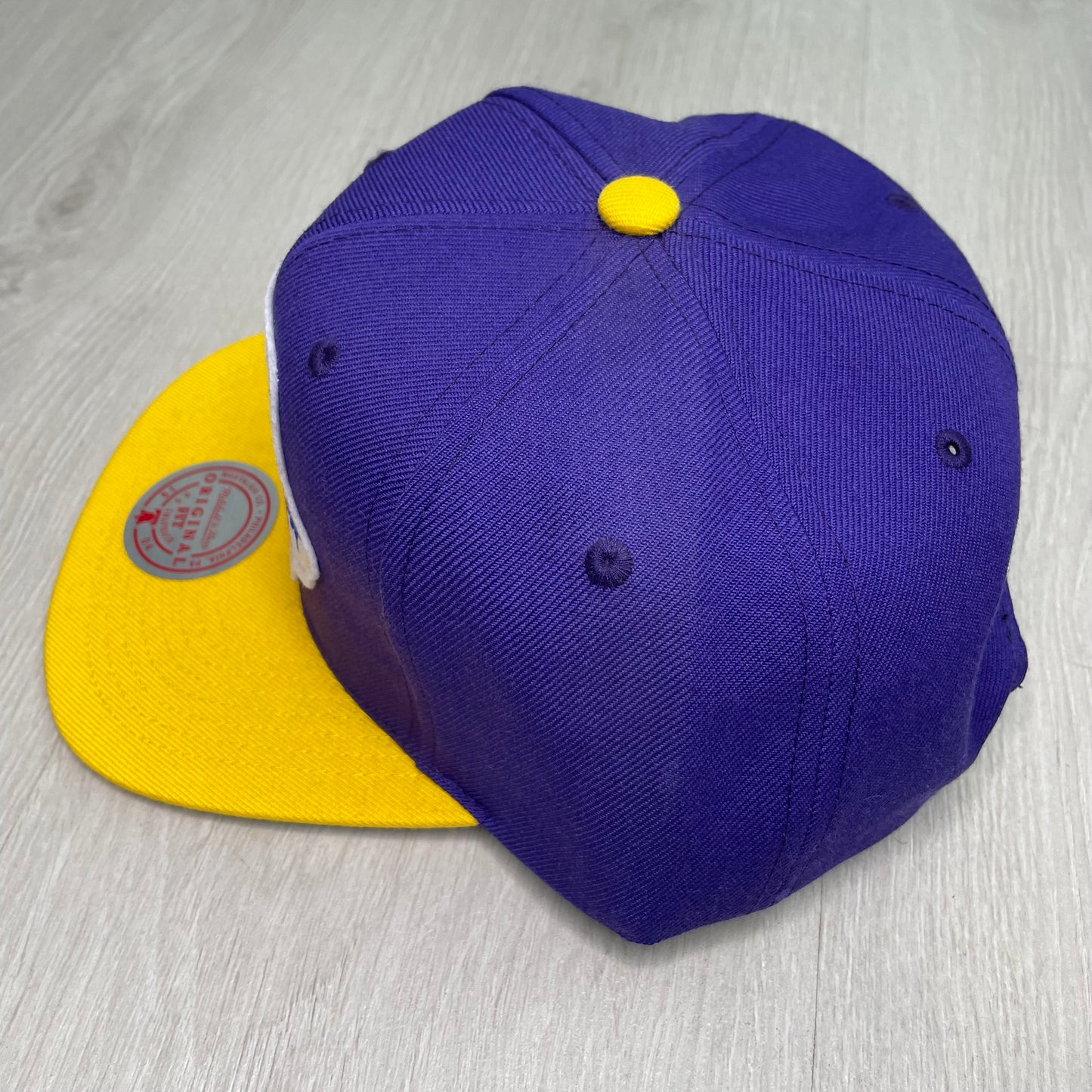GORRA M&N LAKERS