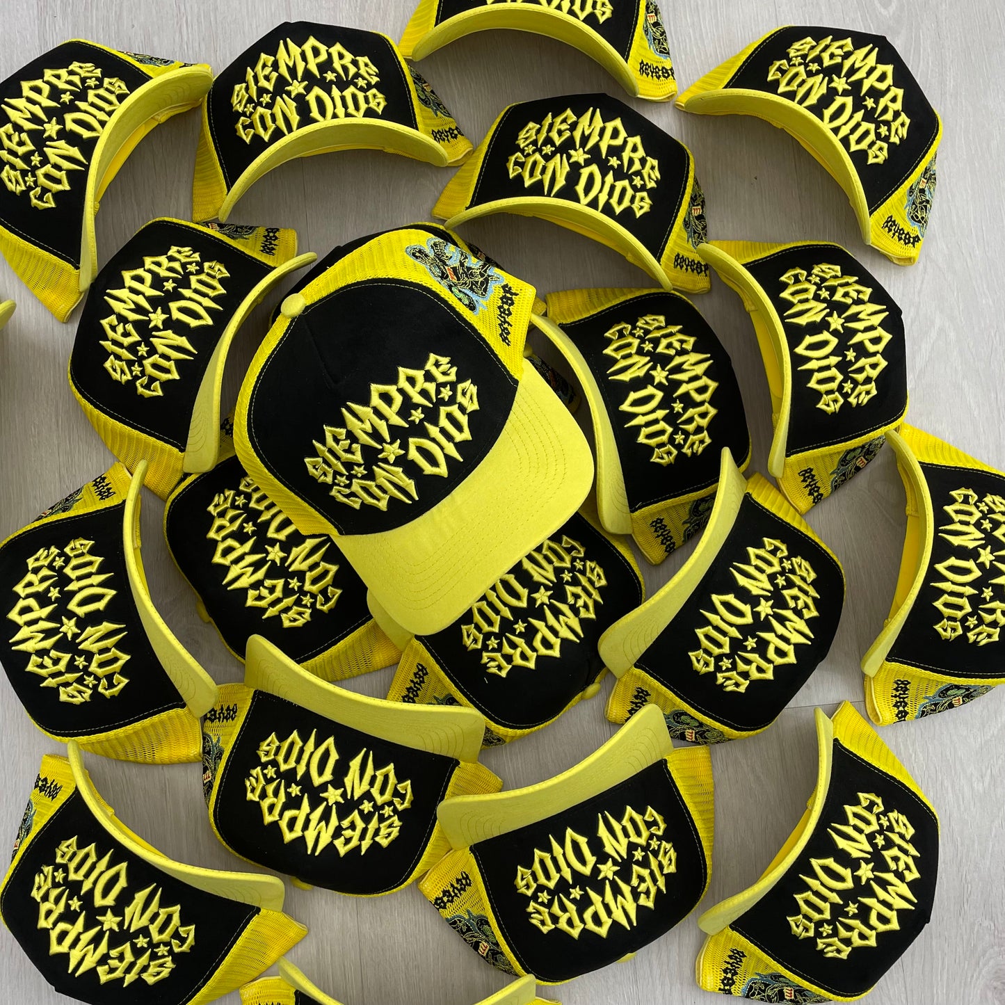 GORRA SIEMPRE CON DIOS DE ESTRELLAS