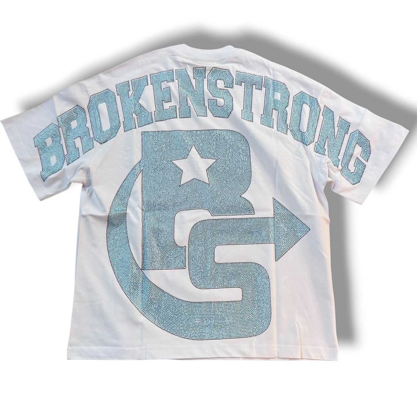 CAMISETA BROKEN STRONG