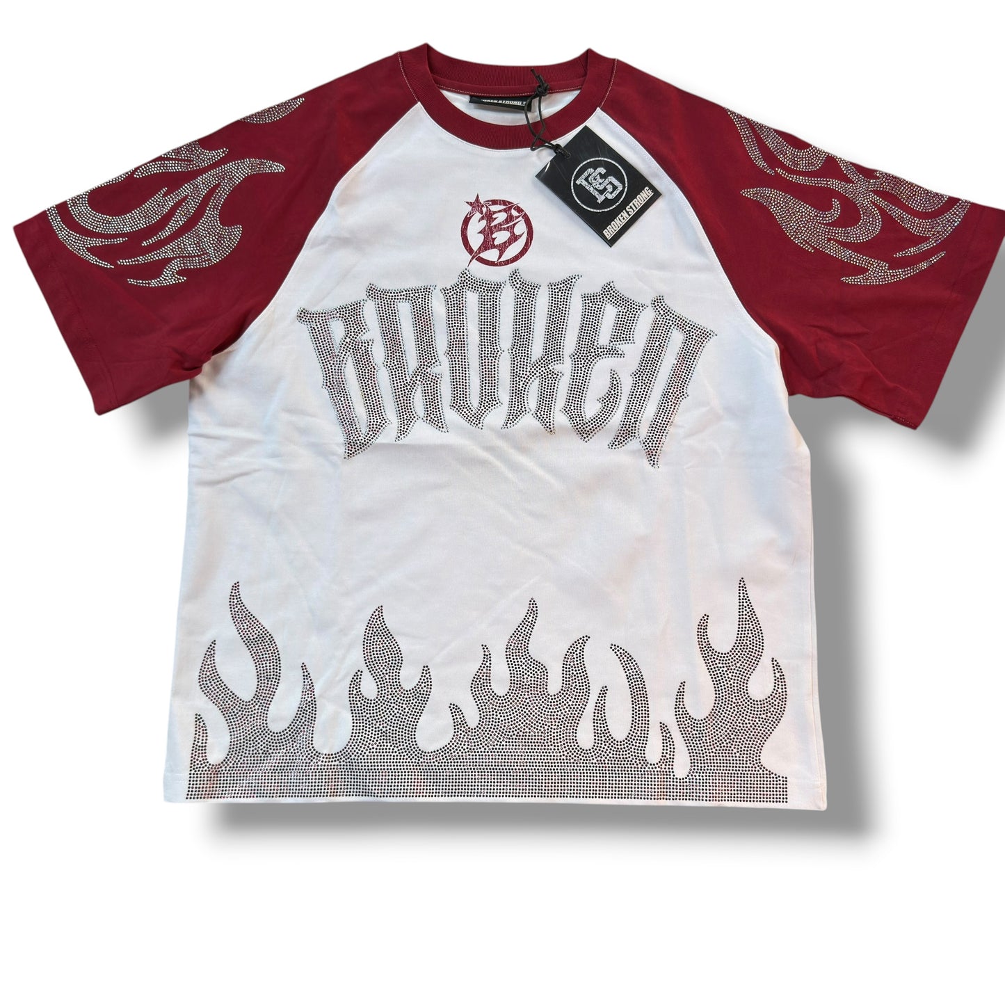 CAMISETA BROKEN STRONG
