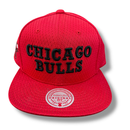GORRA M&N BULLS