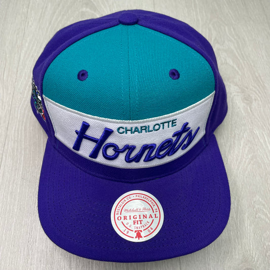 GORRA M&N CHARLOTTE HORNETS