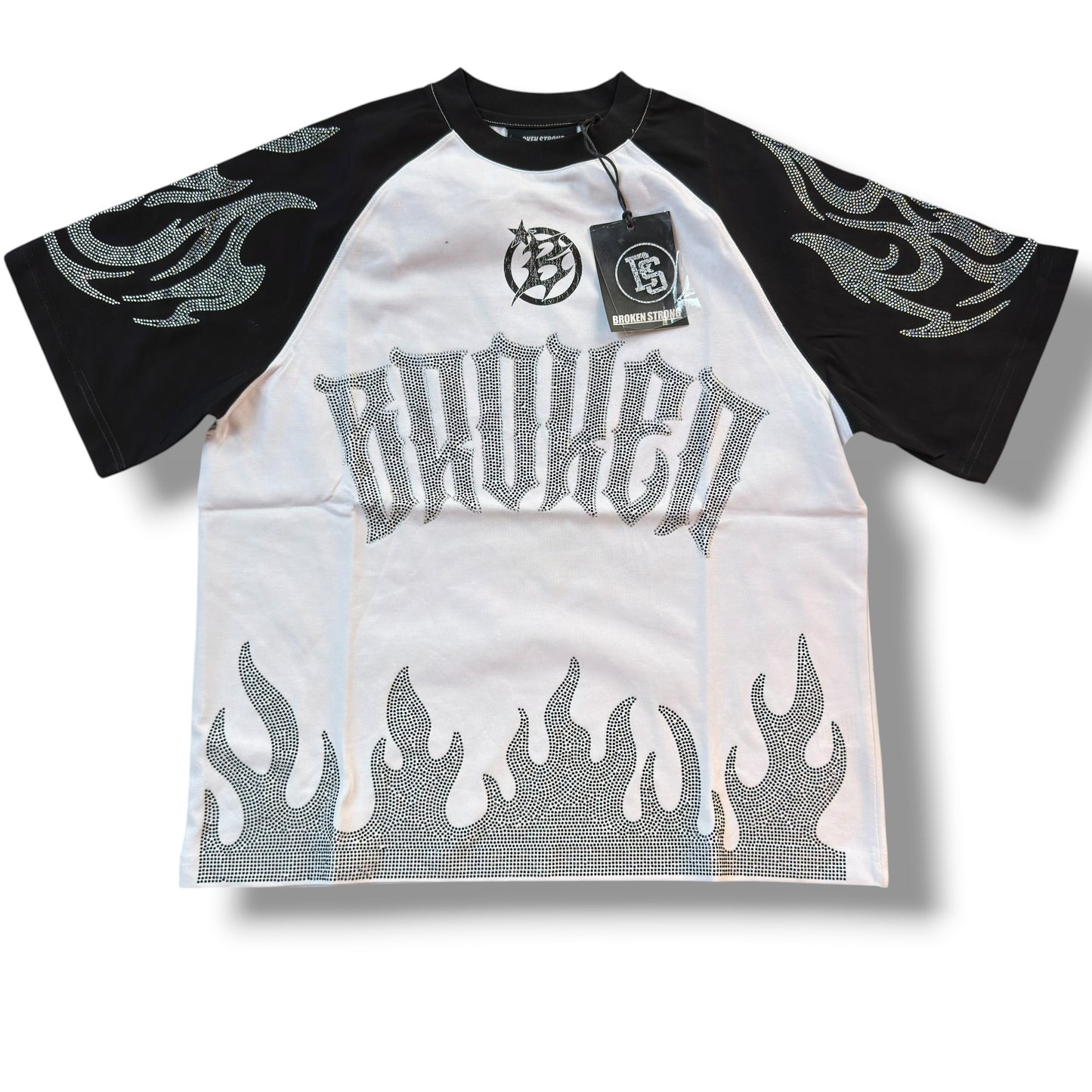 CAMISETA BROKEN STRONG
