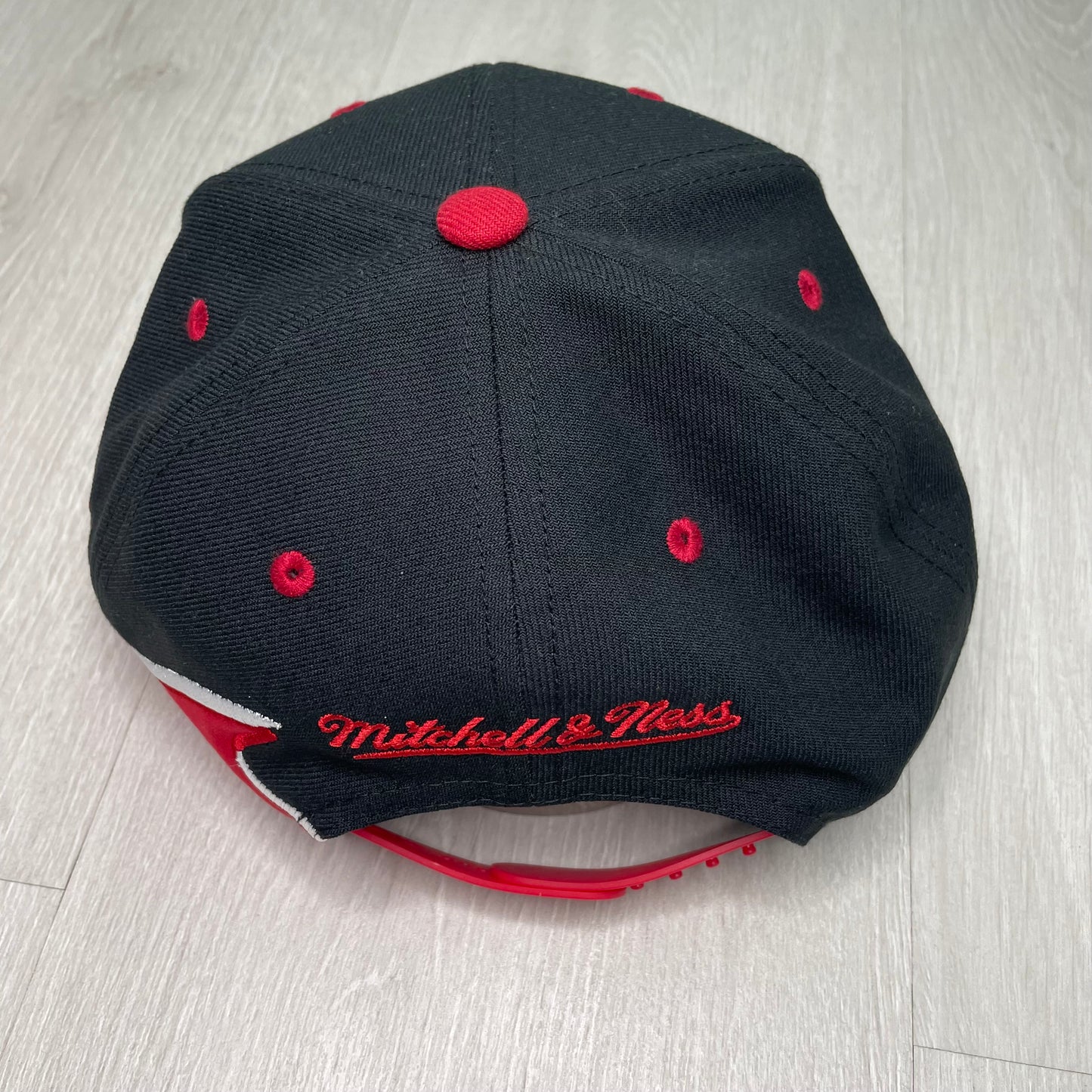 GORRA M&N CHICAGO BLACKHAWKS