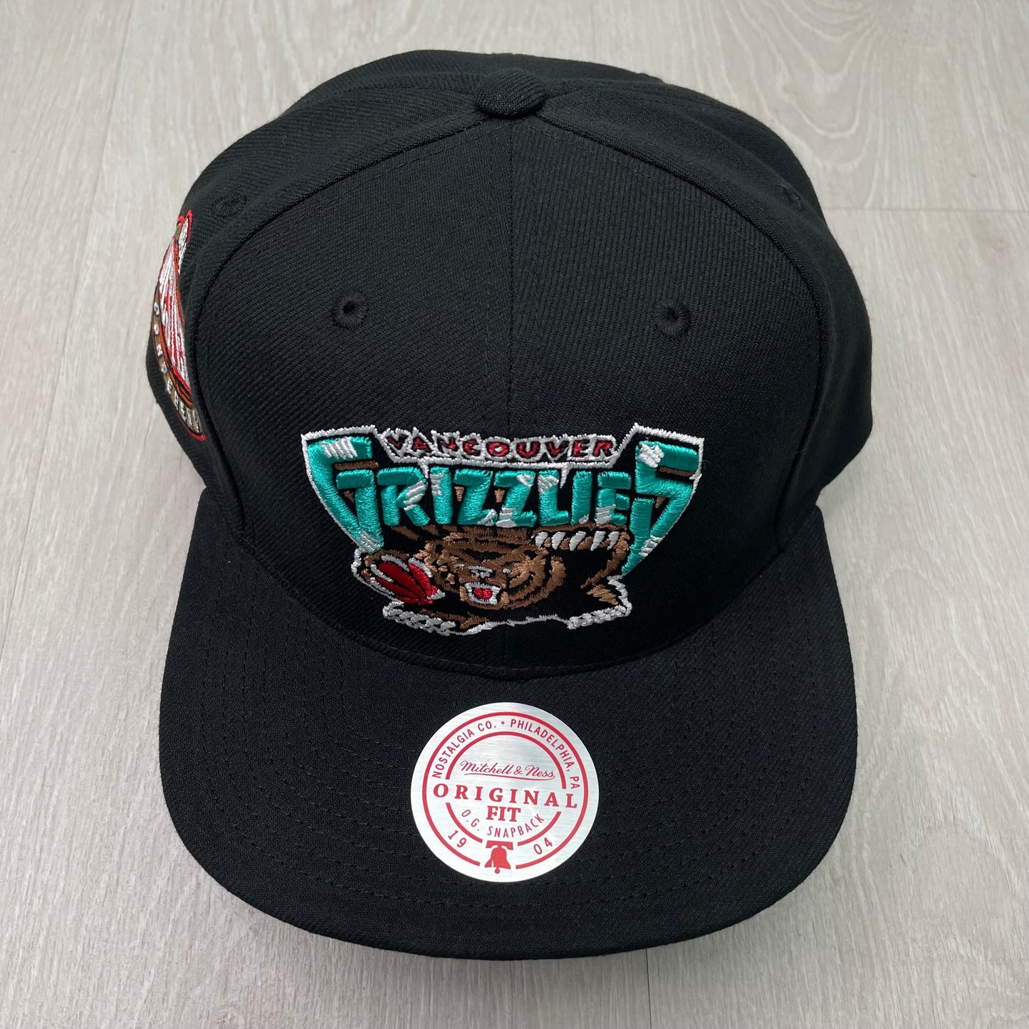 GORRA M&N GRIZZLIES