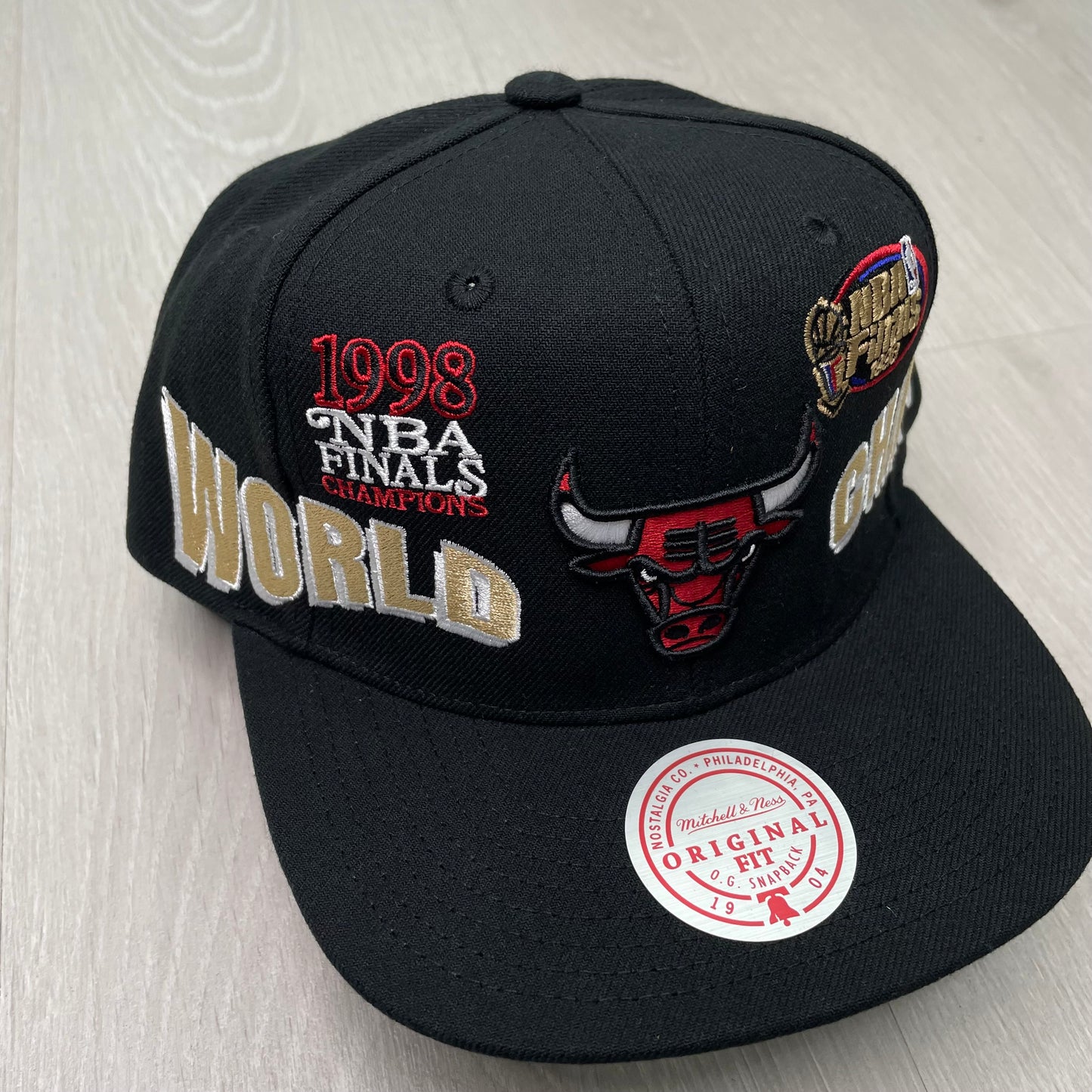 GORRA M&N CHICAGO BULLS