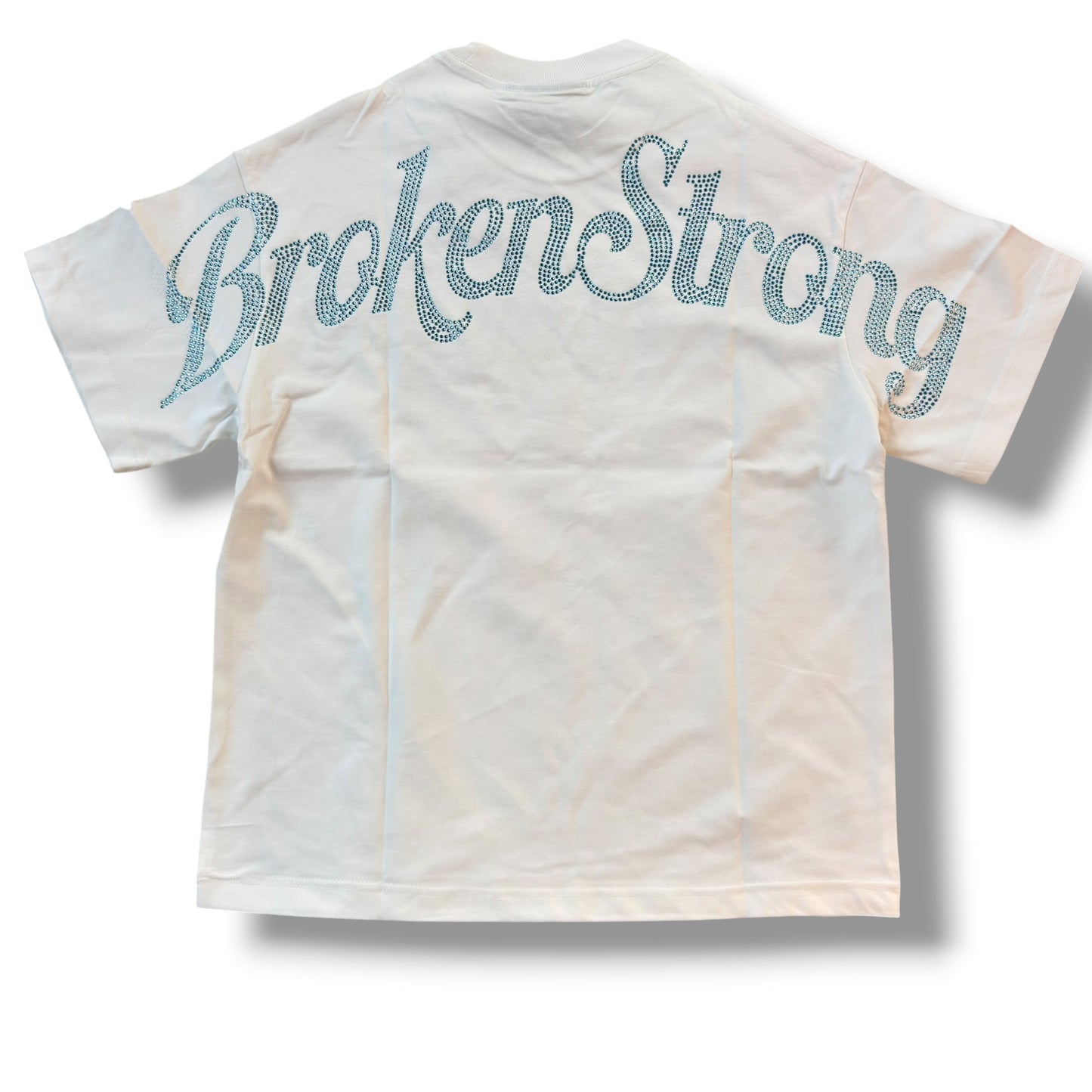 CAMISETA BROKEN STRONG